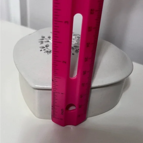 Pfaltzgraff Gray Heart Ceramic Trinket Box Heirloom Pattern. - Picture 7 of 7